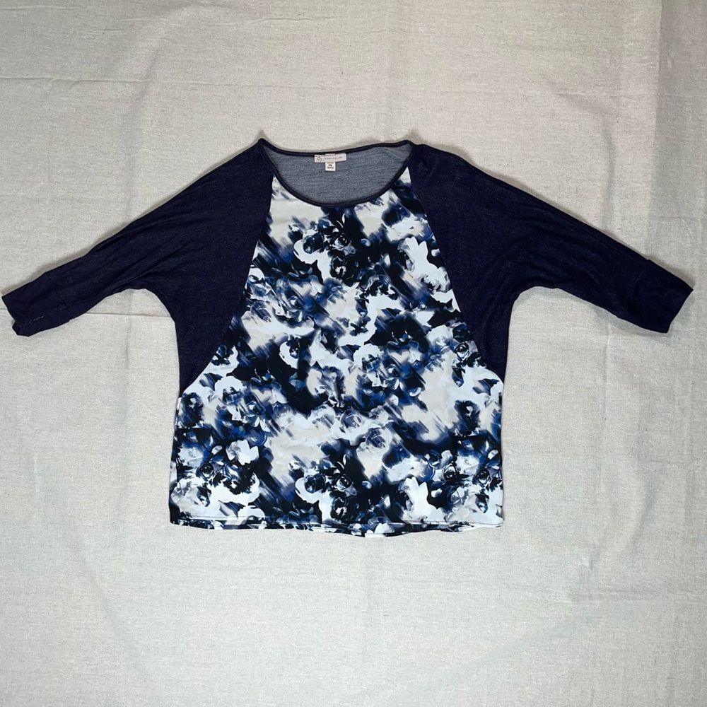 dressbarn | Petite Navy & White Watercolor Print Baseball Tee Style Blouse | PM